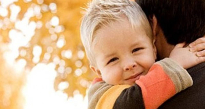 ВИЧ-инфицированные смогут усыновлять детей