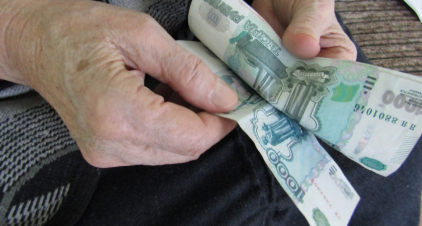 Челнинская бабушка потеряла миллион рублей