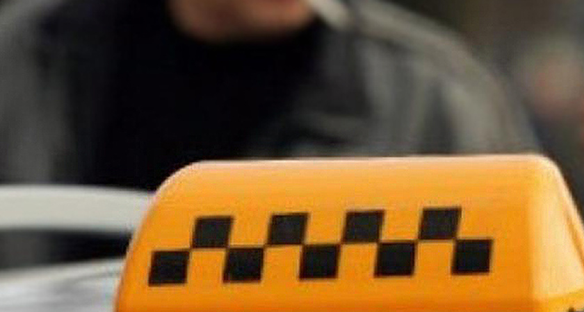 Пьянчужка напал на таксистку