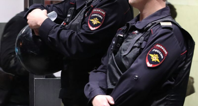 На перегоне Челны - Тихоново поймали парня с набитыми метилэфедроном пакетами