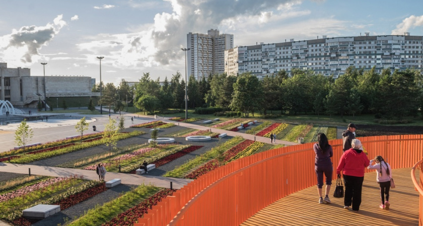 Когда заработает кафе на площади Азатлык?