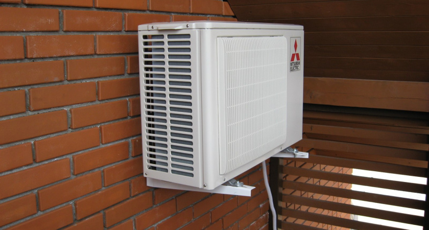 Власти Челнов сообщили, кому можно устанавливать кондиционеры и антенны