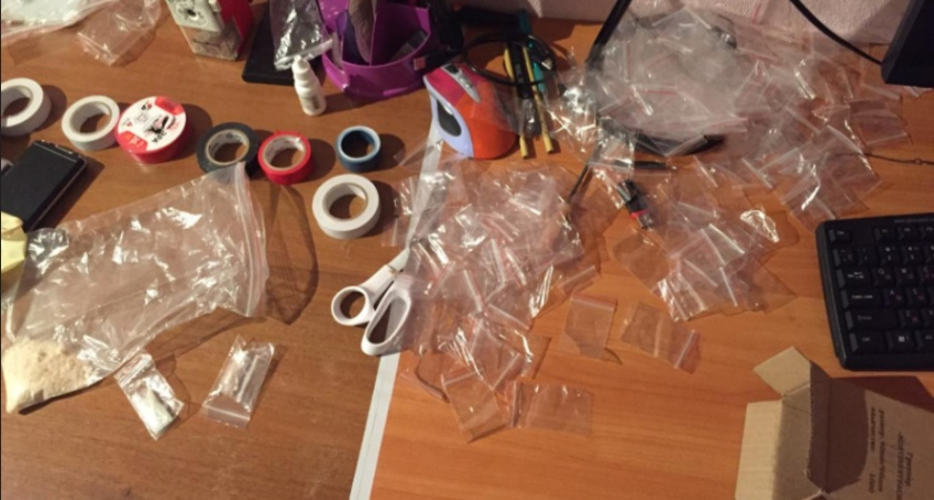 В Челнах поймали закладчика, который два месяца травил людей «синтетикой»