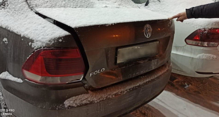 В Челнах годовалый ребенок пострадал из-за автоледи на «Фольксвагене»