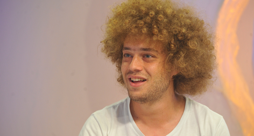 Блогер Илья Варламов опозорил команду мэра Магдеева на всю страну