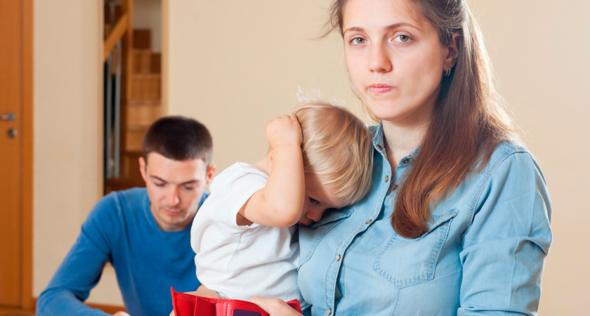 Бегавшего от алиментов и обязательных работ челнинца отправили за решетку