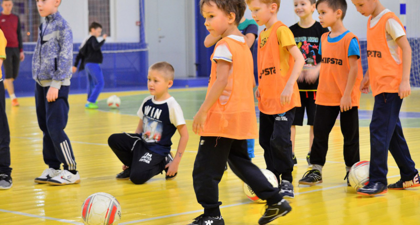 Школа футбола «Движение» объявляет набор