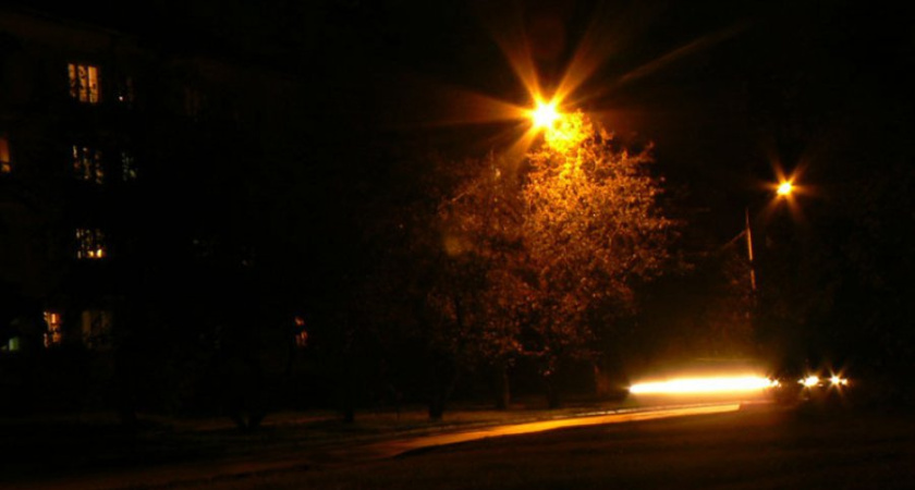 «Поменьше салютов и сабантуев!»: челнинцы жалуются на плохое освещение 