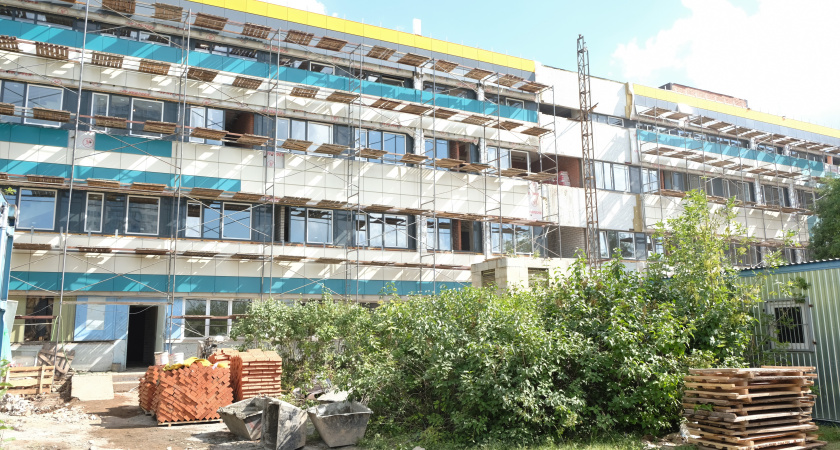 В Челнах продолжается ремонт инфекционной больницы