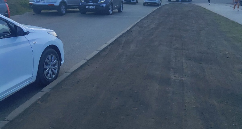 Челнинцы жалуются, что на набережной Табеева негде парковаться