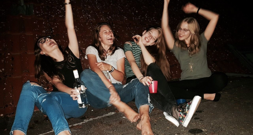 «Орущая молодежь в Колизее» по ночам не дает людям спать