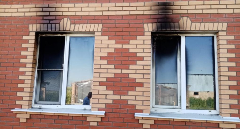 Сгорели заживо: в Татарстане при пожаре погибли мужчина и 16-летний ребенок