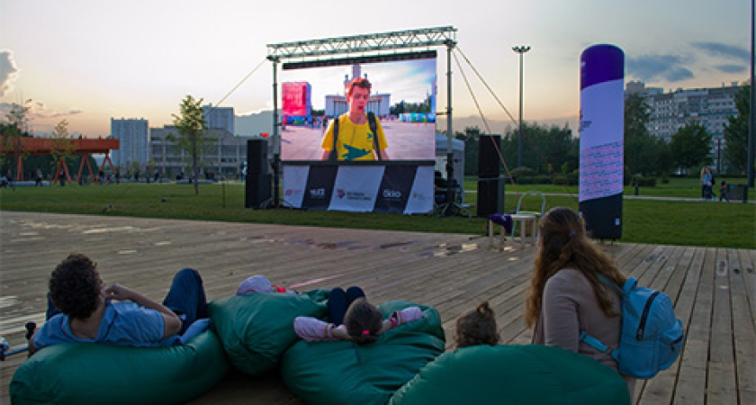 Завтра челнинцам покажут кино под открытым небом