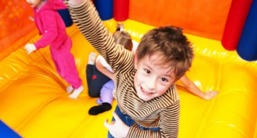 Небезопасно! Прокуратура требует закрыть два батута в Челнах