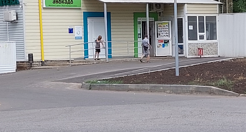 Дубль-2 или жалобы от жителей Сидоровки: «Продают алкоголь несовершеннолетним»