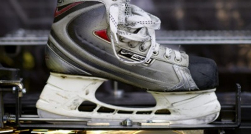 «Спортмастер» возместит челнинке ущерб за некачественную заточку коньков