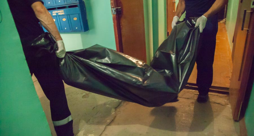 В Челнах в 7-м комплексе обнаружили труп женщины