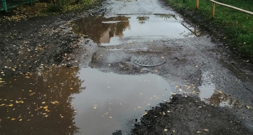 Как в деревне: челнинцы показали состояние дорог в городе