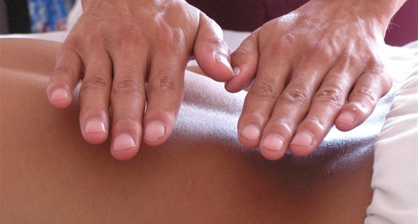 В Челнах целитель-массажист ворвался в квартиру, избил, вынес золото и телевизор