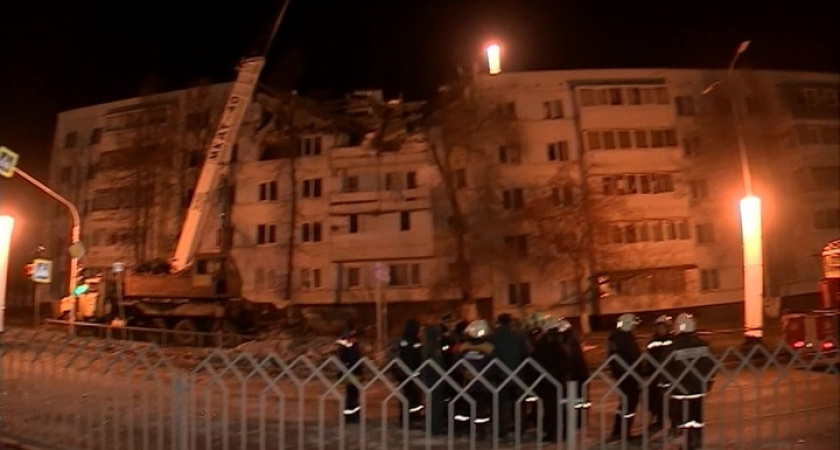 В соцсетях появились версии, почему в Челнах накануне произошла трагедия