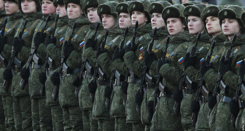 Помог, называется! В Татарстане мужчина обещал отмазать друга от армии