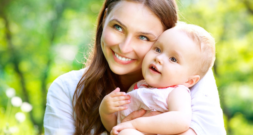 Стало известно, как будут выплачивать пособия по уходу за ребенком до 1,5 лет в декабре