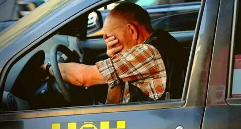 Доехал с ветерком: в Челнах пассажир обокрал таксиста