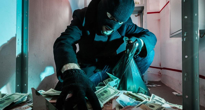 В Челнах сотрудники банка похитили 25 млн рублей