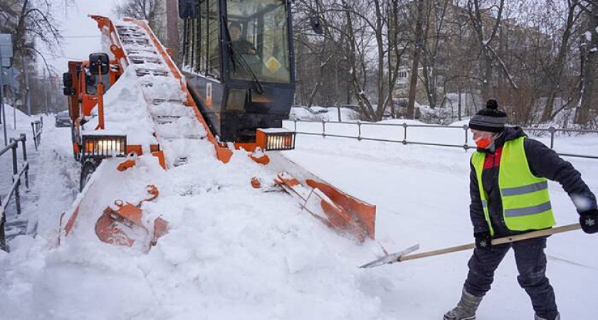 За неделю с челнинских улиц вывезли 54 тысячи кубометров снега