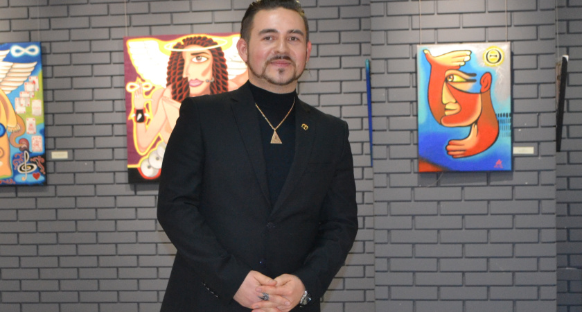 В картинной галерее открылась выставка «Сны и реальность Кристиана Апостол»