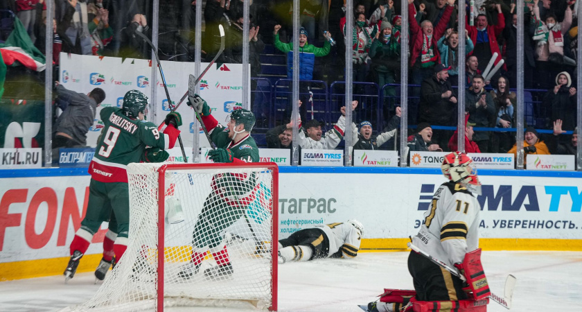 "Ак барс" продлевает серию с "Авангардом"