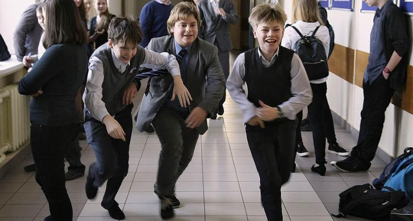 В Челнах стартует прием заявлений в школы