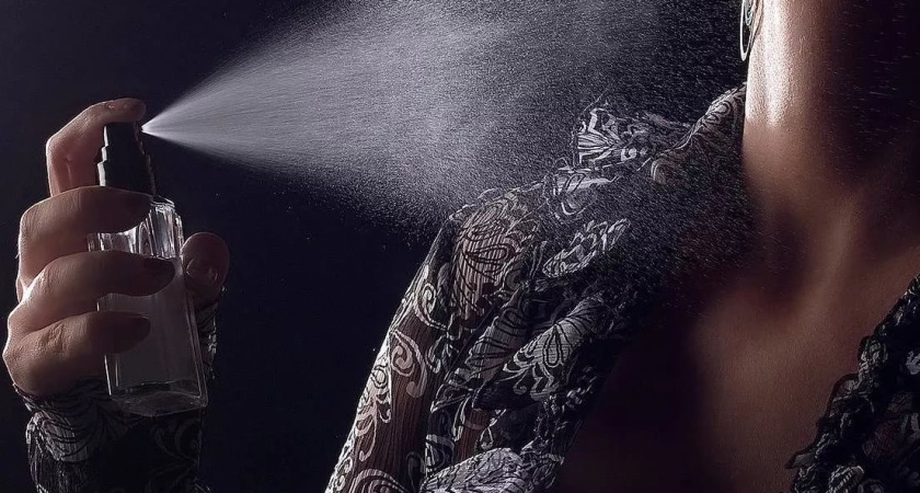 Челнинец, ворвавшись в квартиру знакомой, похитил у нее дорогущий парфюм!