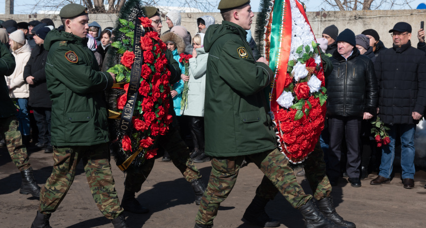 Как в Челнах прошла церемония прощания с Артуром Шарафеевым