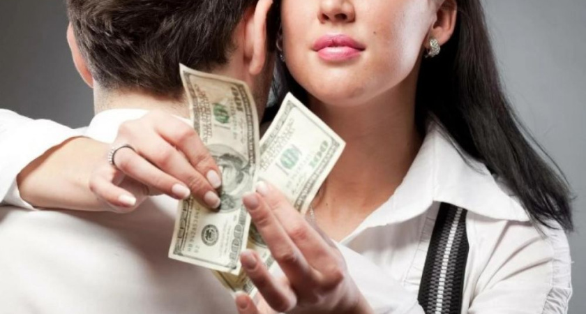 Эх, меркантильность: челнинка схлопотала уголовку за то, что развела пьяного мужика на подарок