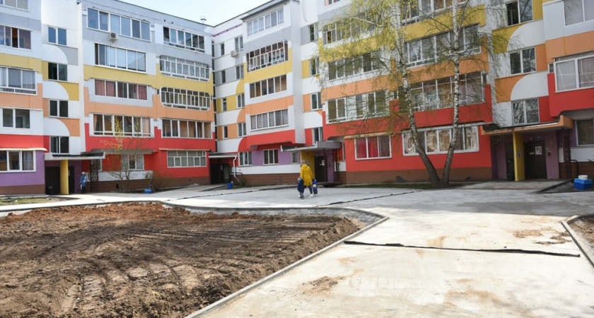 В Челнах приступили к ремонту дворов