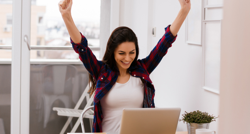 29-летняя челнинка в липовом конкурсе выиграла телефон