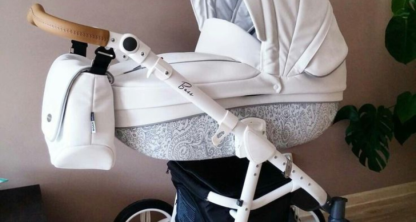 В Татарстане женщина, продавая детскую коляску, перечислила мошенникам 42 тыс. рублей