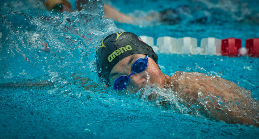 9 челнинских бассейнов: цены, расписания и основная информация