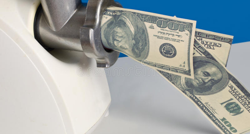 Жители Татарстана через интернет покупали поддельные 5-тысячные купюры