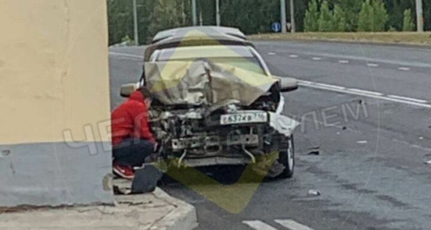 Сегодня легковушка врезалась в маршрутку