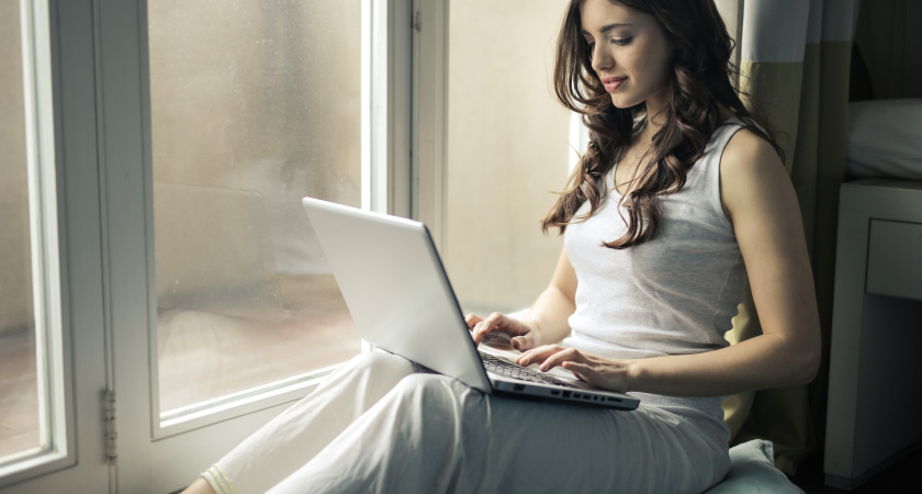 Челнинка схлопотала уголовку за комментарии, которые она написала в «Набережные Челны ONE» и «Набережные Челны Life»