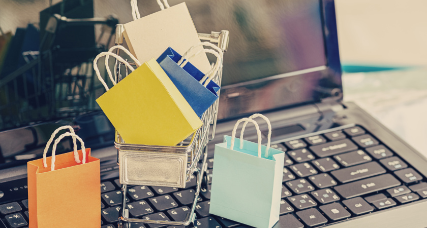 Жительницы Набережных Челнов после интернет-шопинга остались без денег и заказа