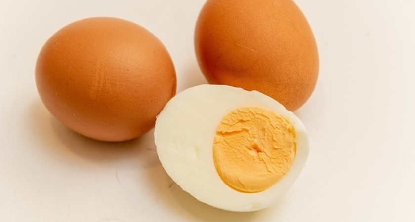 Врач-диетолог Сергеев опроверг миф о вреде яичных желтков
