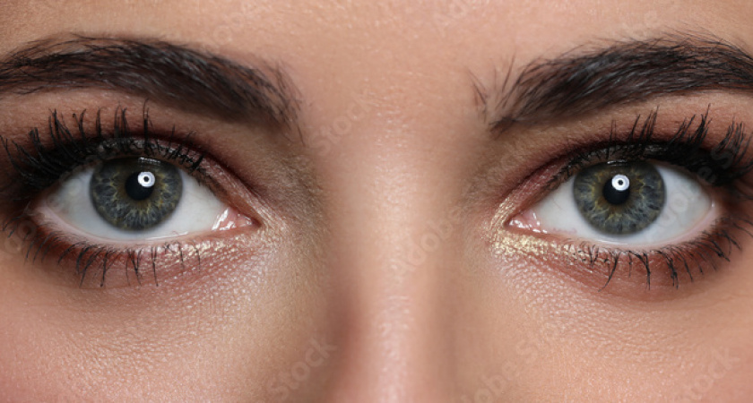 Ученые выяснили, почему люди с аутизмом редко смотрят в глаза