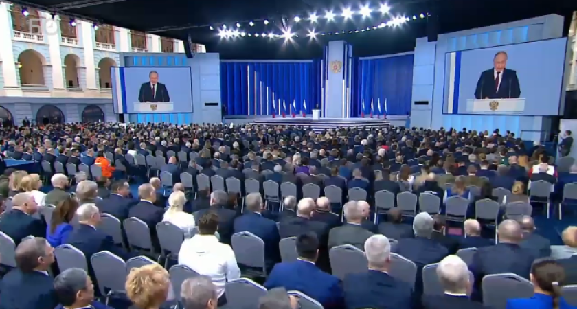 Основные тезисы обращения Президента РФ Владимира Путина к Федеральному собранию