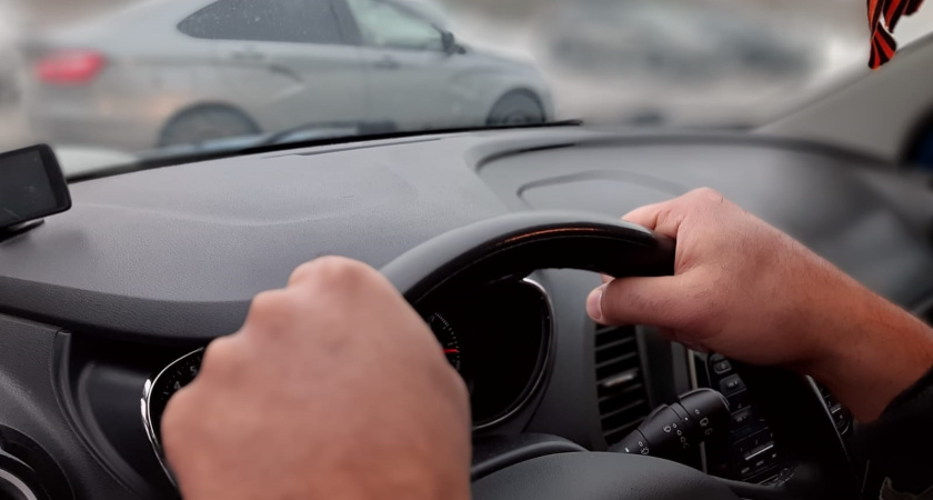 Челнинца за пьяные покатушки лишили авто