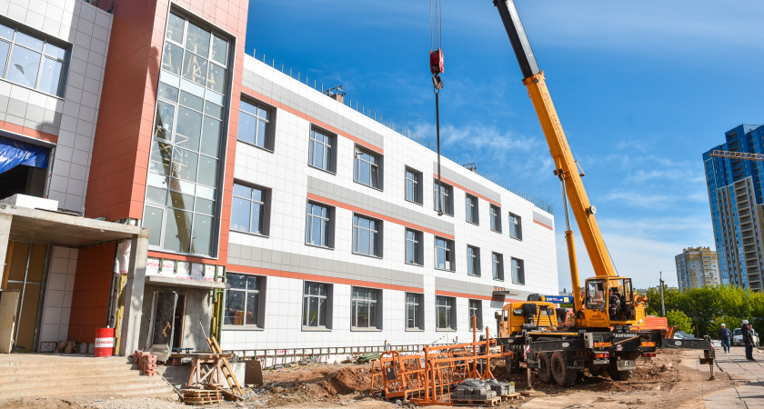 Новую школу на 1,5 тыс. мест в 34-м комплексе хотят достроить в июле