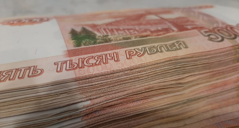 53-летний электромонтер перечислил аферистам 2,7 млн рублей