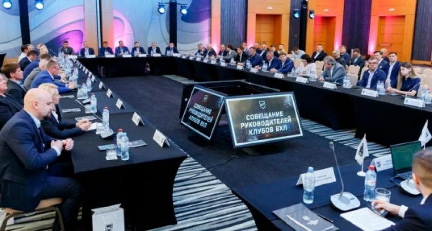 Челнинские хоккеисты заиграют в PARI ВХЛ